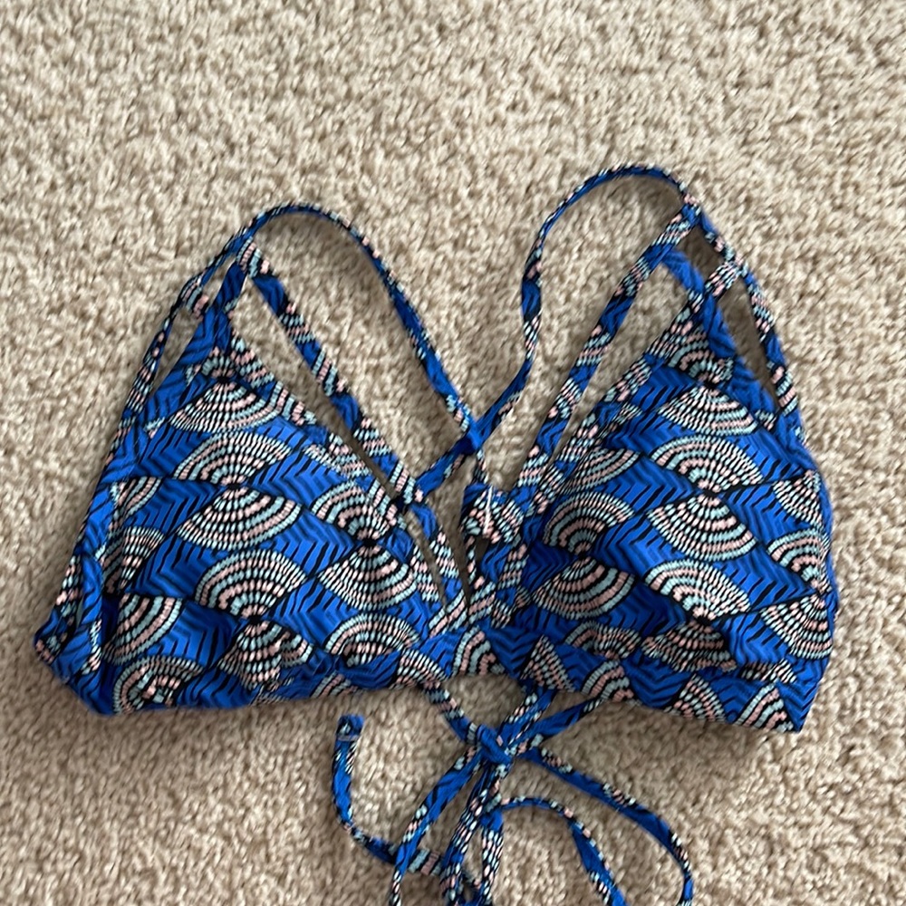 Bikini top